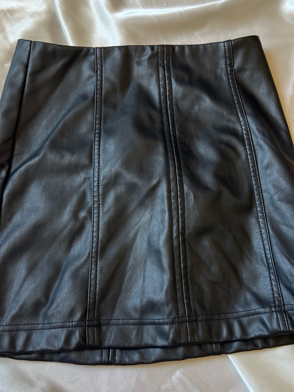 Tinseltown Black Faux Leather Mini Skirt Small